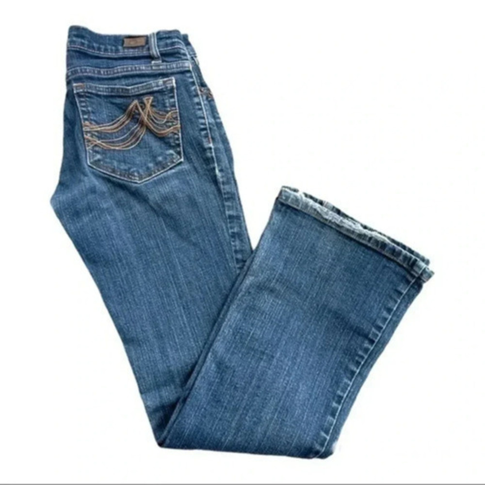 DKNY -Times Square Flare dark wash jeans size 0 EUC